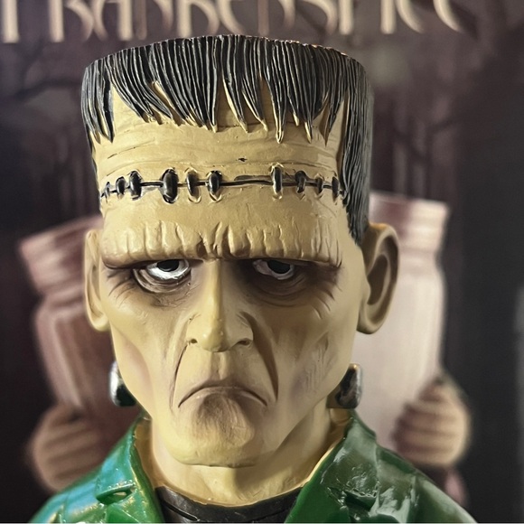 Frankenstein salt and pepper holder by Frankenspice, new in box Halloween gift - Picture 3 of 3